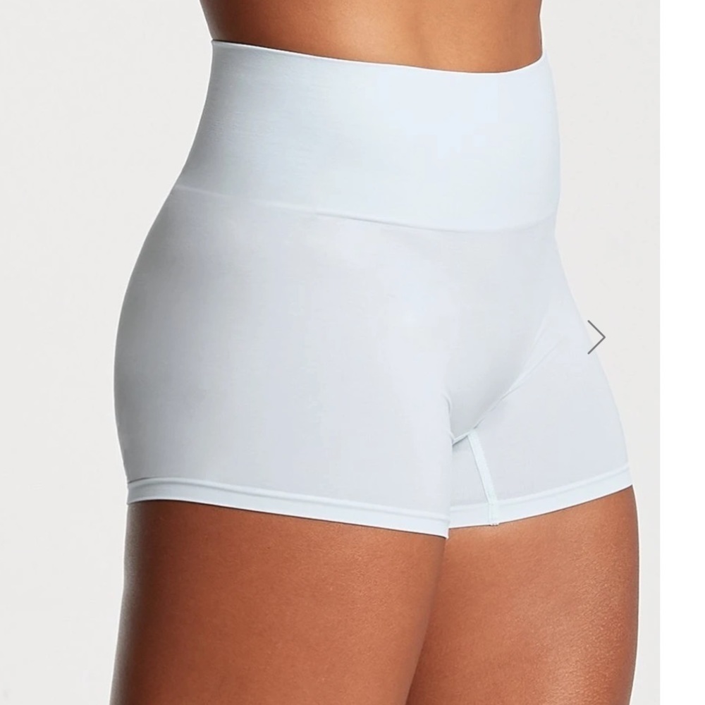 COPY - Yummie bridal seamless tank & short set loungewear - Picture 2 of 5